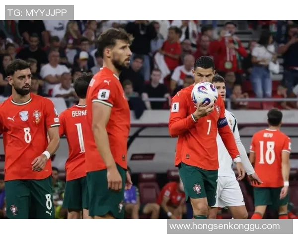 C罗停赛葡萄牙9-1锁头名，第9进世界杯